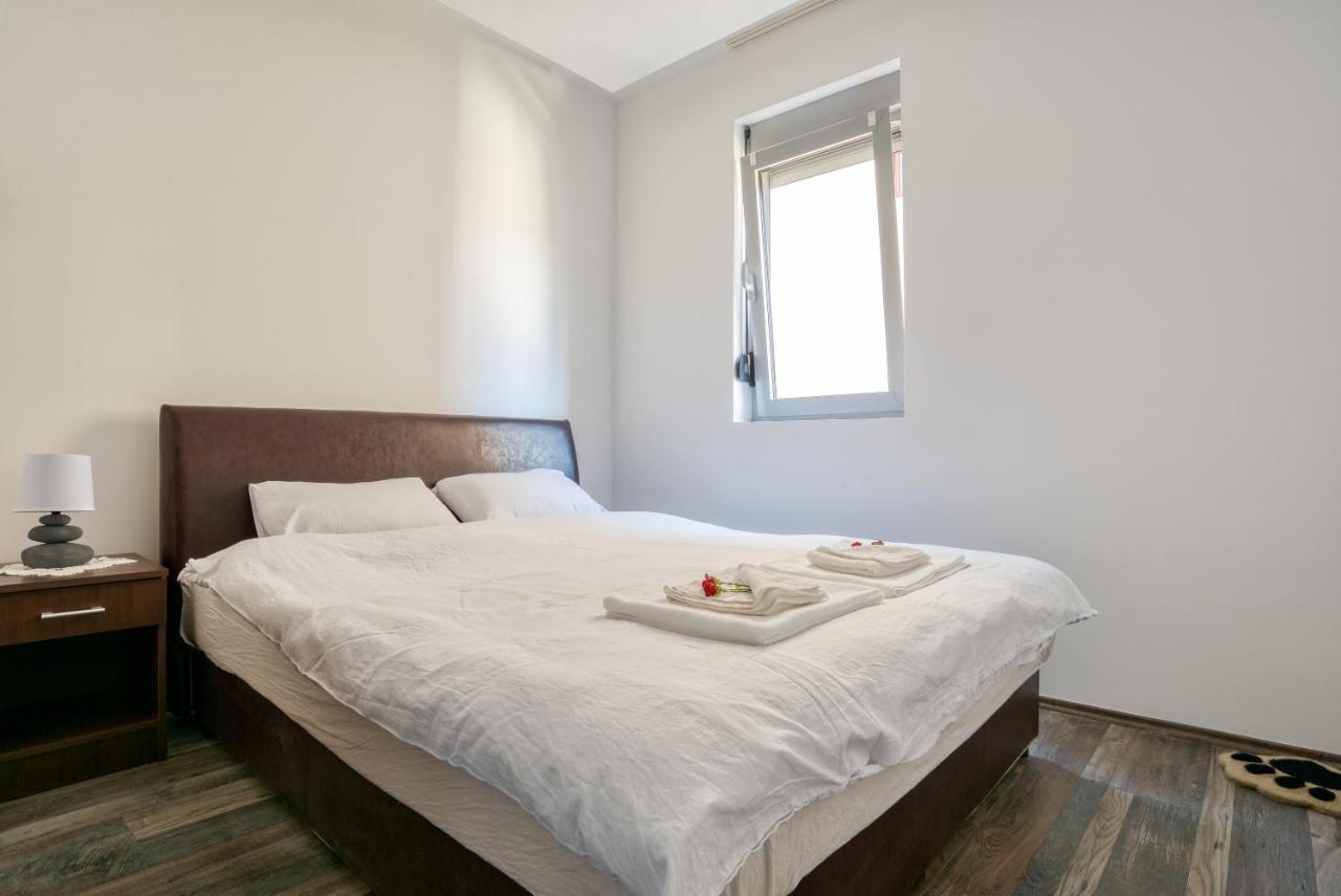 Apartment With A View Budva Bagian luar foto