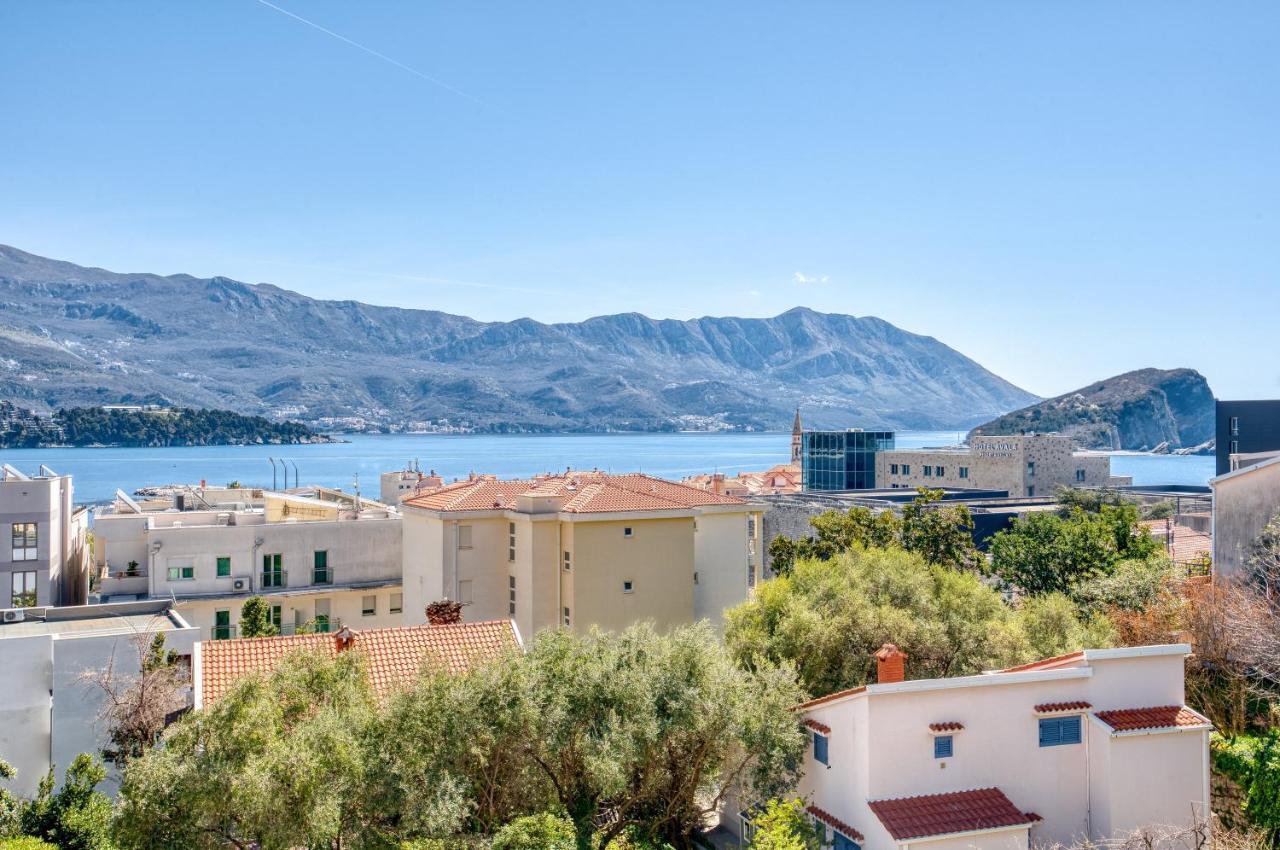 Apartment With A View Budva Bagian luar foto